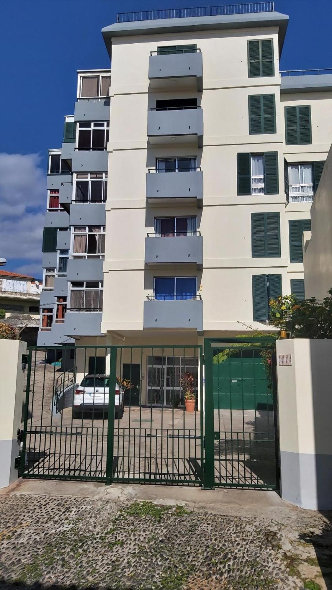Apartamento Do Corpo Santo Φουνκάλ Εξωτερικό φωτογραφία